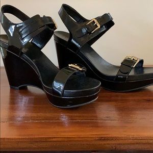 Patent Leather wedge shoes